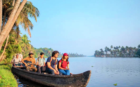 kuttanad backwaters